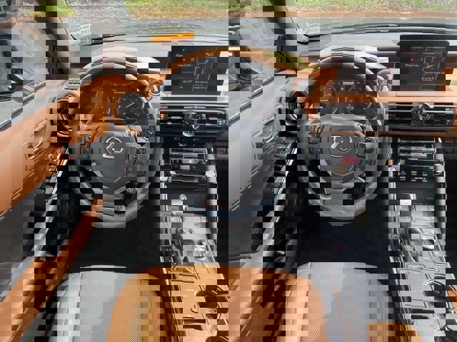 Used 2023 Lexus IS 300 w/ Comfort Package image 5