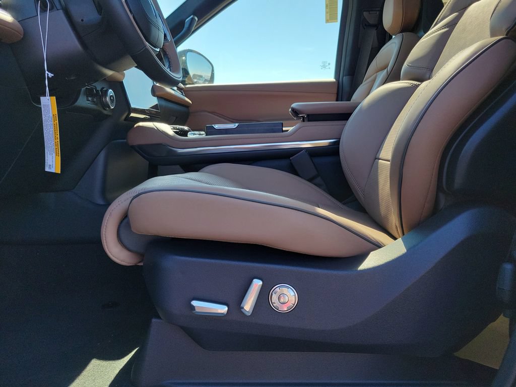 New 2026 Lincoln Navigator Black Label AWD/4WD image 19