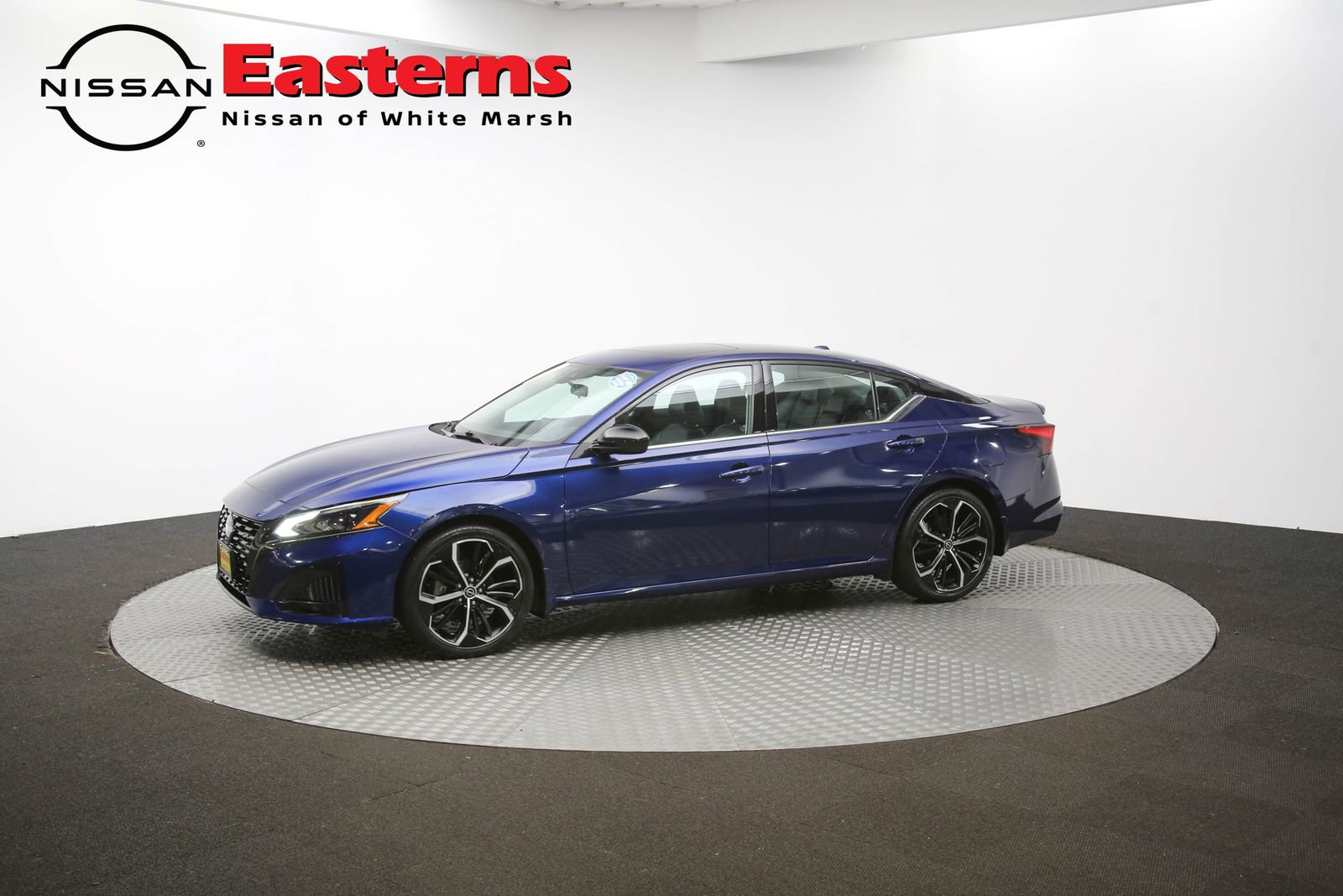 Used 2023 Nissan Altima 2.5 SR w/ SR Premium Package image 60