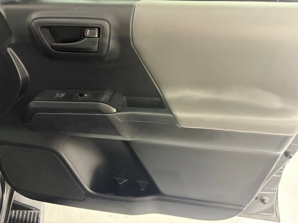 Used 2018 Toyota Tacoma SR w/ SR Convenience Package AWD/4WD image 43