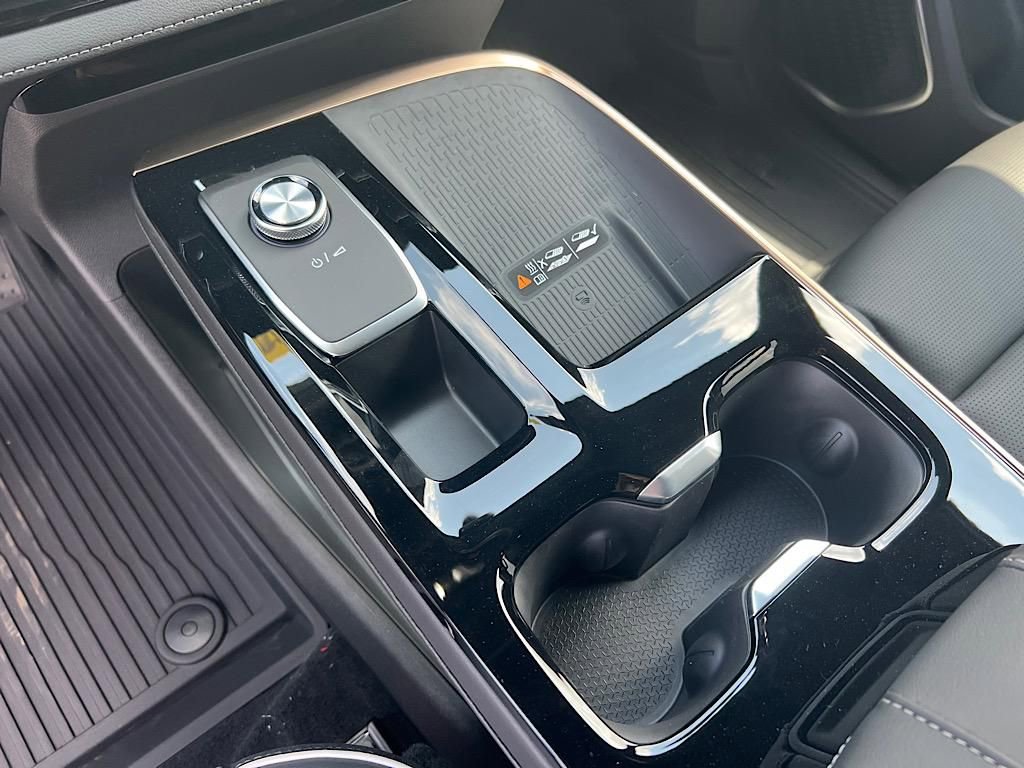 New 2026 Buick Enclave Avenir w/ Super Cruise Package image 24