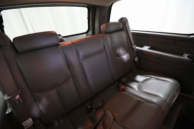 Used 2003 Chevrolet Suburban LT w/ LT Preferred Equipment Group image 27