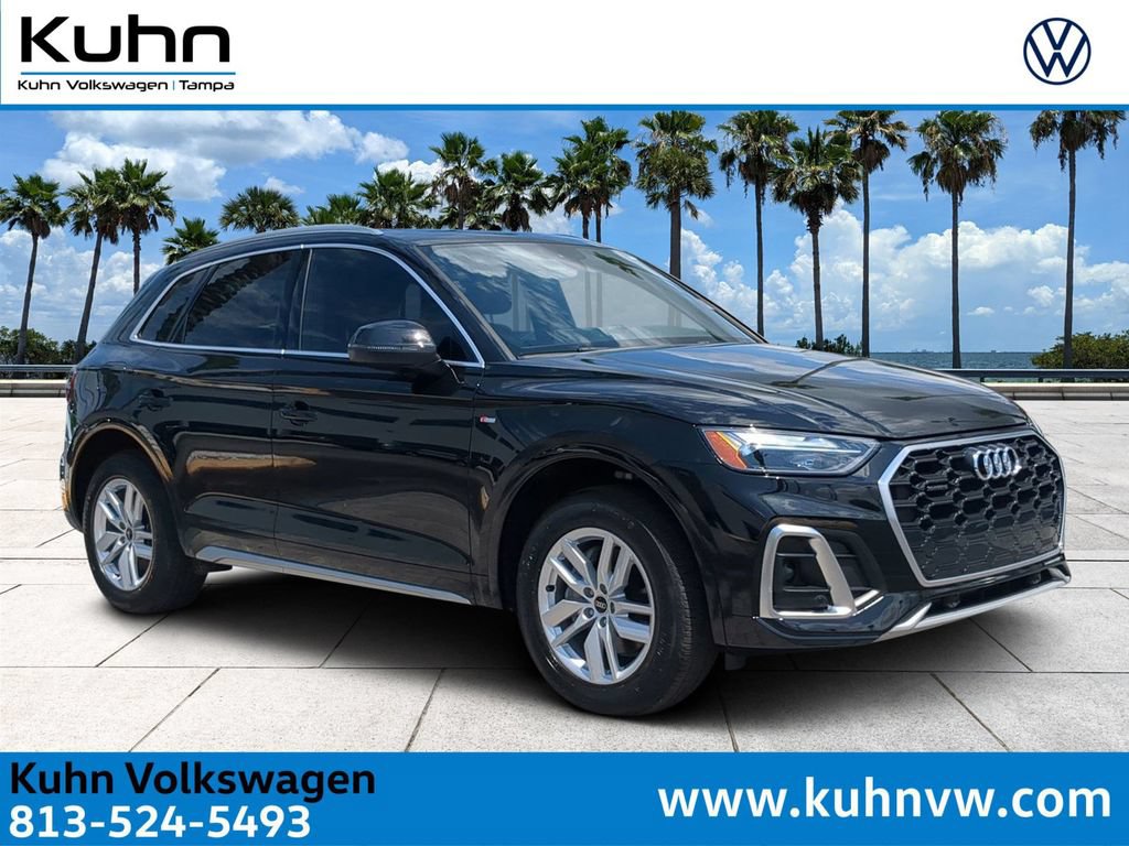 Used 2023 Audi Q5 2.0T Premium w/ Convenience Package AWD/4WD image 1