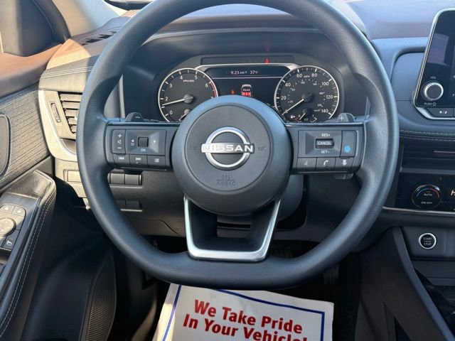 Certified 2023 Nissan Rogue SV image 23