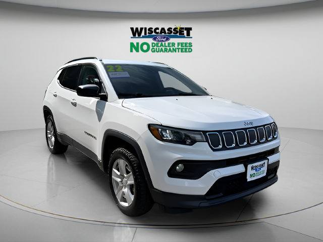 Used 2022 Jeep Compass Latitude w/ Sun and Sound Group AWD/4WD image 21