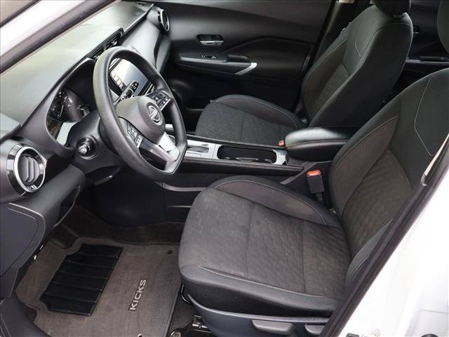Used 2023 Nissan Kicks SV FWD image 19