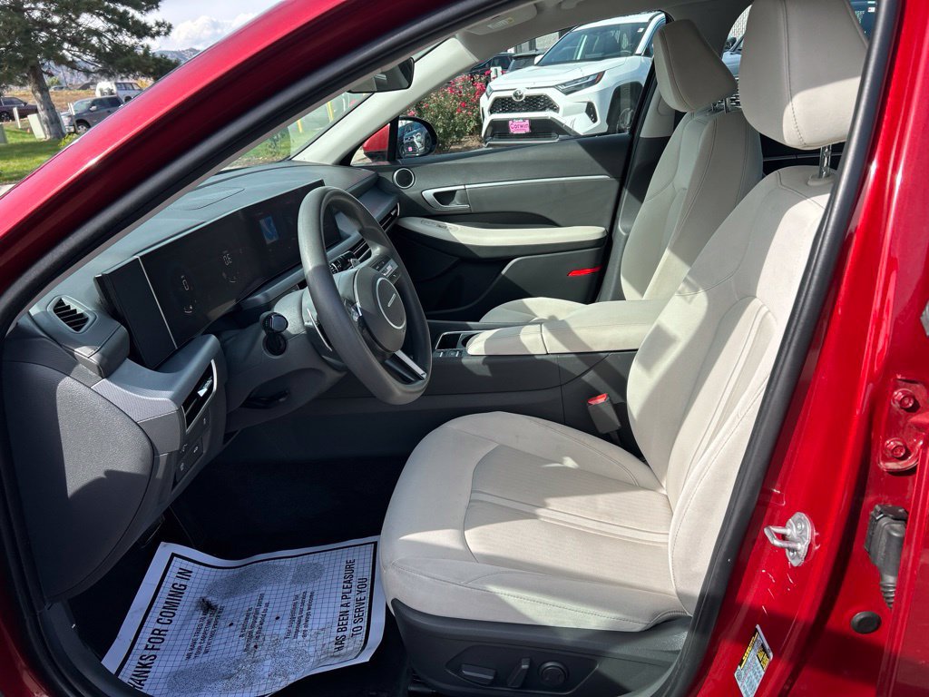 Used 2025 Hyundai Sonata SEL FWD image 22
