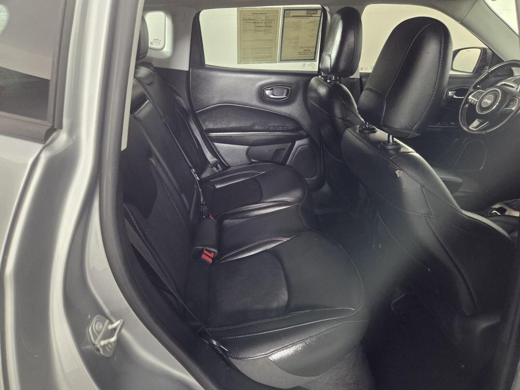Certified 2020 Jeep Compass Latitude image 29