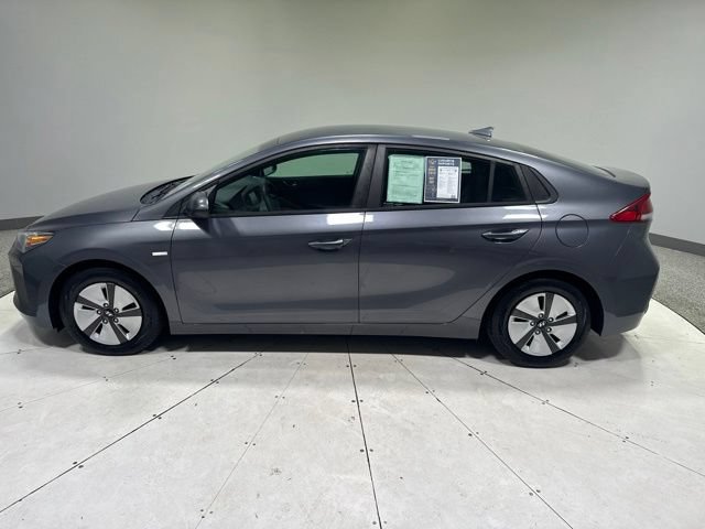 Used 2018 Hyundai Ioniq Blue FWD image 2