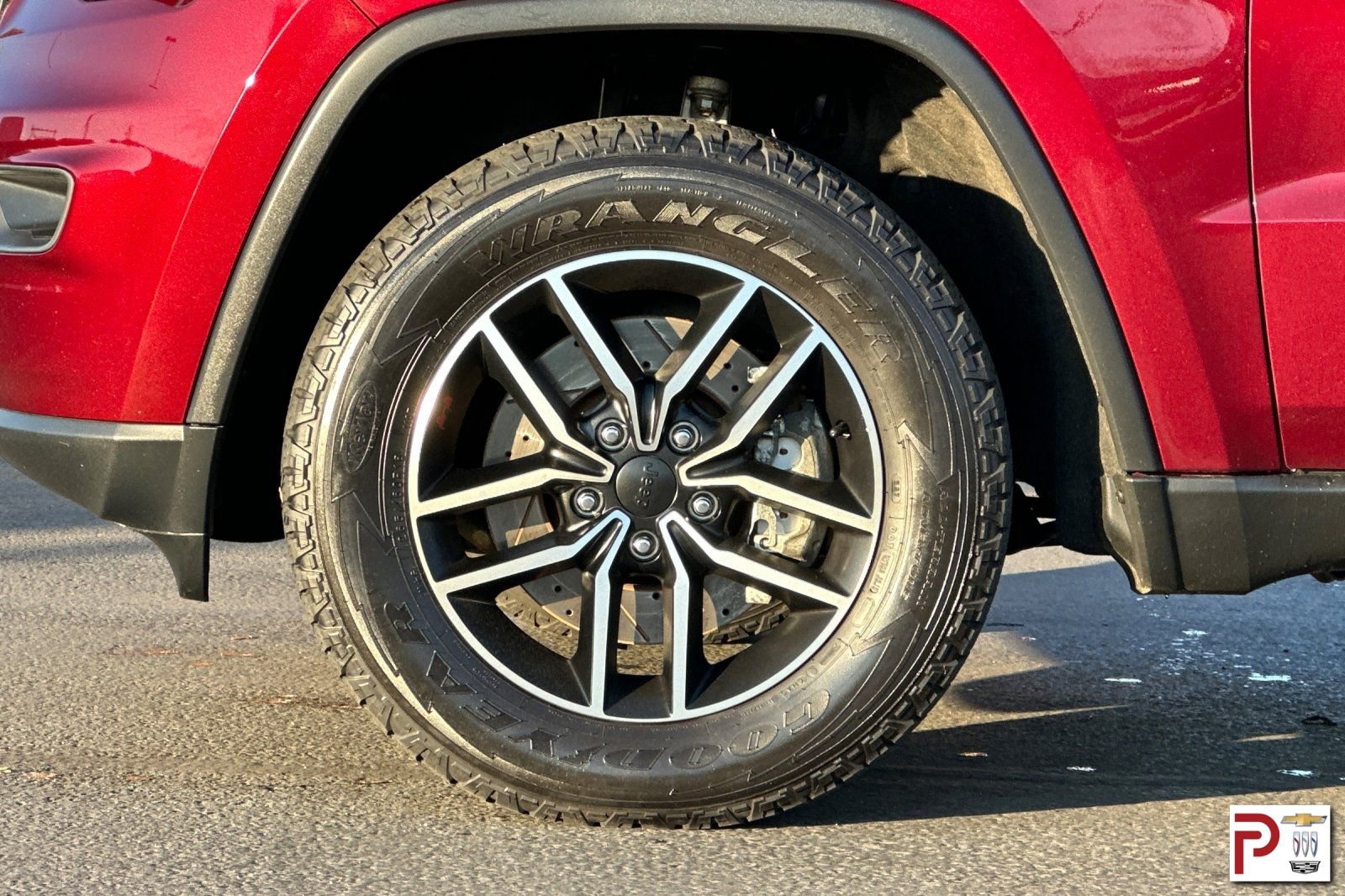 Used 2021 Jeep Grand Cherokee Trailhawk w/ Trailhawk Luxury Group image 35