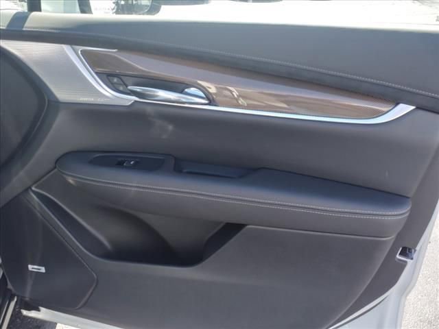 New 2025 Cadillac XT6 Premium Luxury w/ Platinum Package FWD image 23