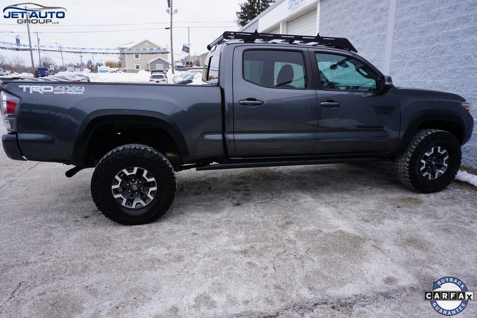 Used 2021 Toyota Tacoma TRD Off-Road w/ Technology Package image 12