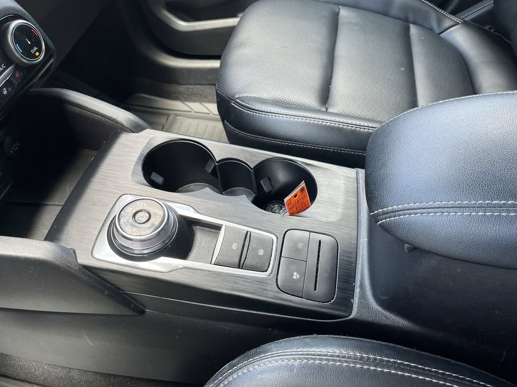 Used 2022 Ford Escape SEL AWD/4WD image 20
