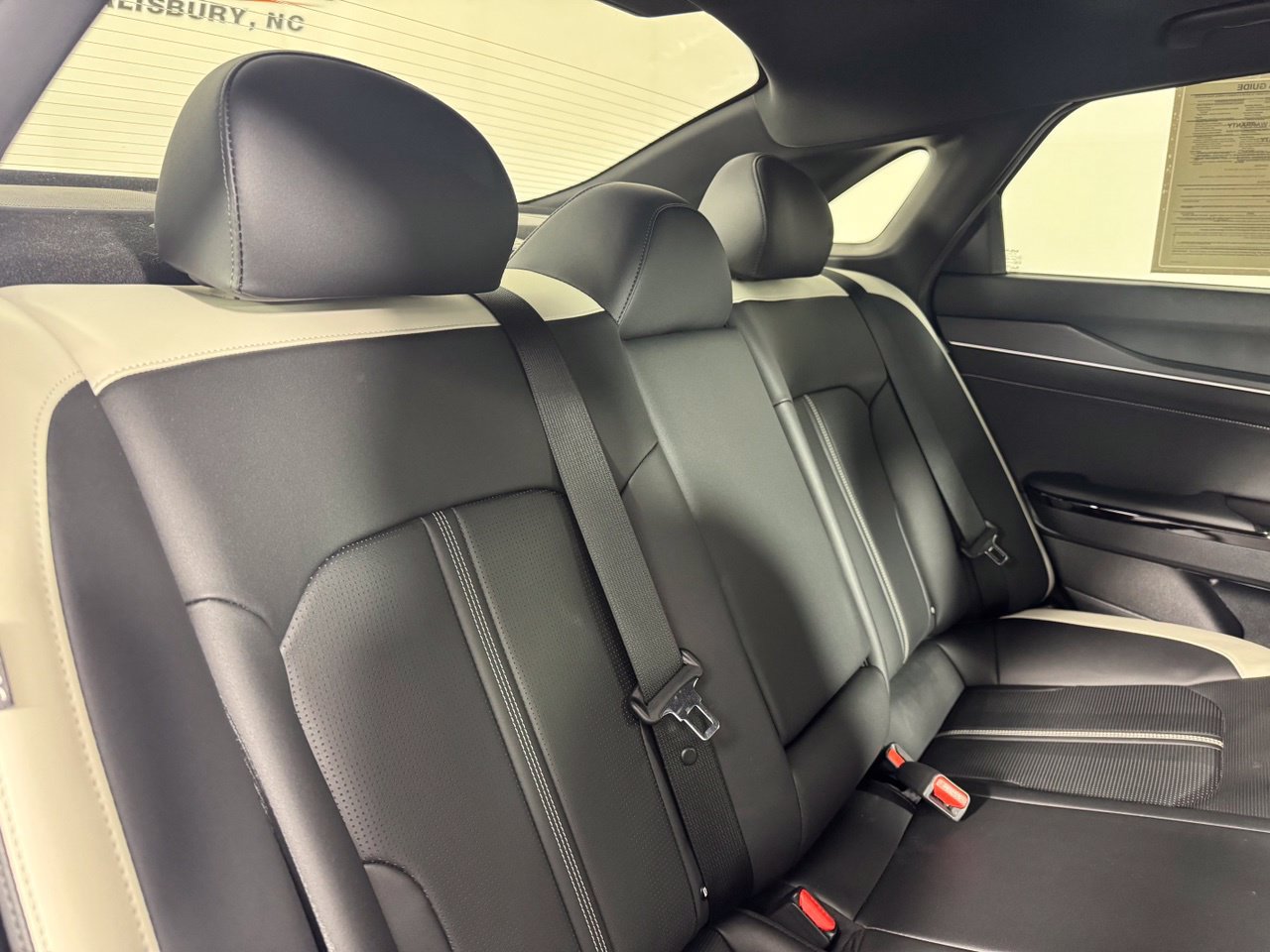 Used 2025 Kia K5 GT-Line w/ GT-Line Premium Package FWD image 31