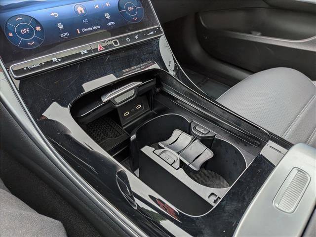 Certified 2025 Mercedes-Benz C 300 4MATIC Sedan image 12
