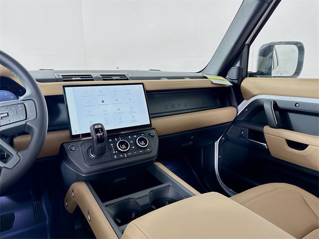 New 2026 Land Rover Defender 110 X-Dynamic SE image 26