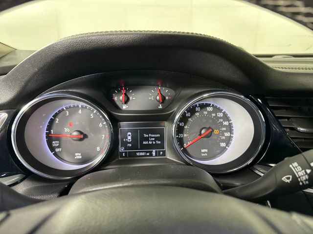 Used 2018 Buick Regal Preferred image 17