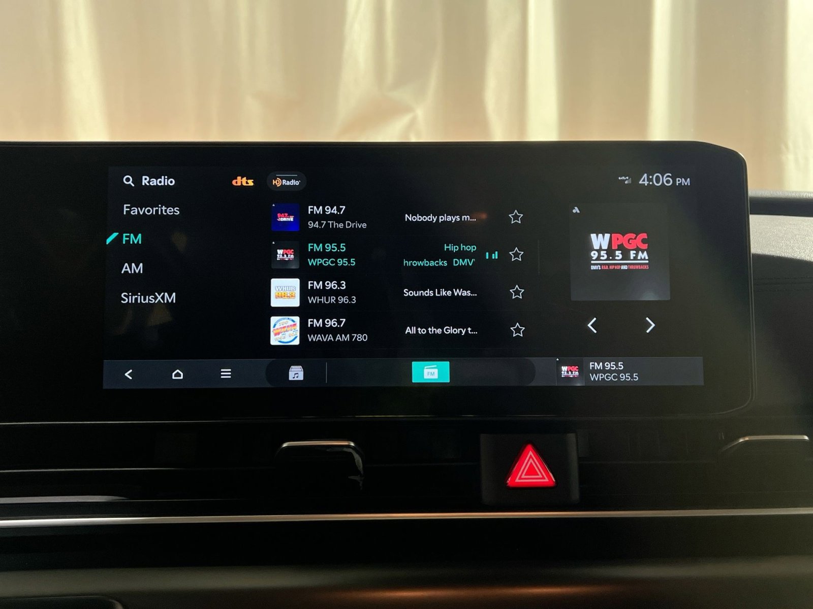 Used 2025 Kia Carnival image 18