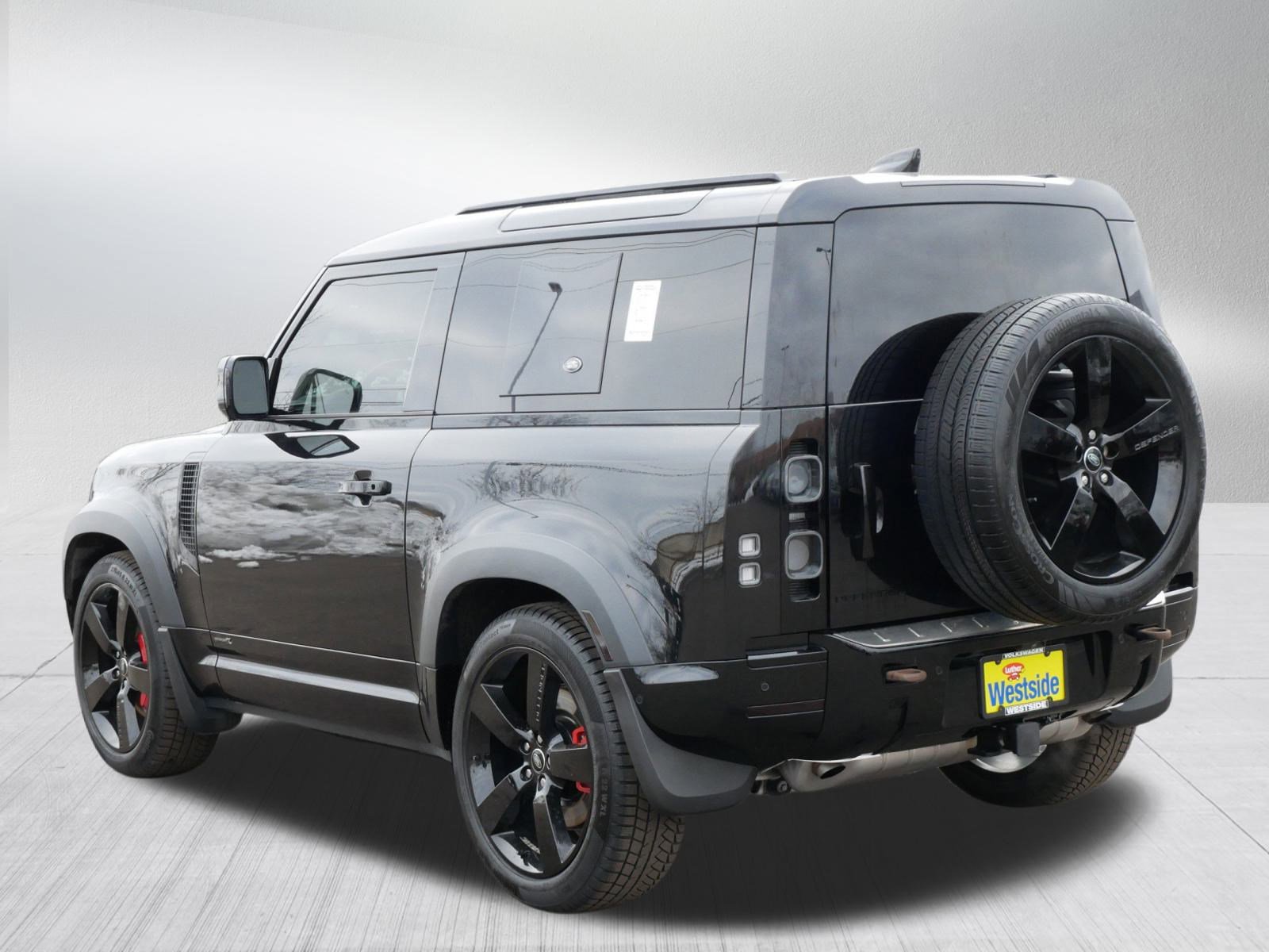 Used 2023 Land Rover Defender 90 X image 5