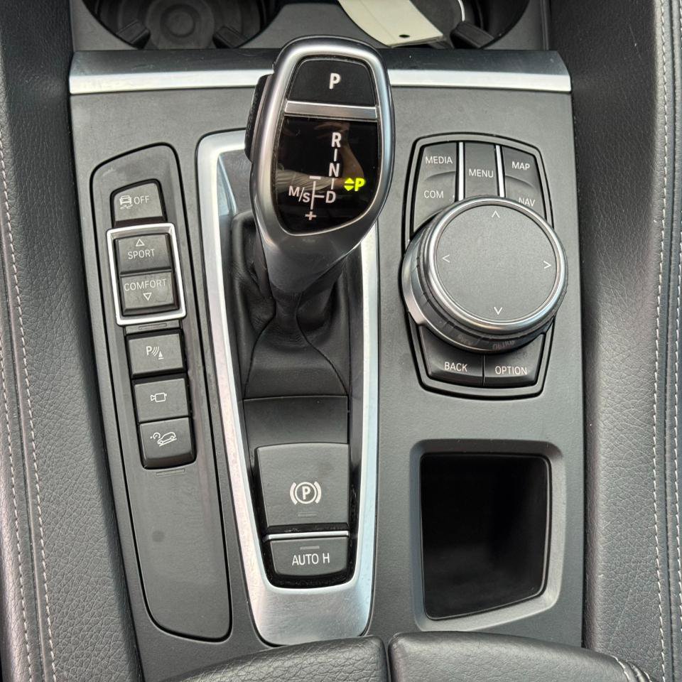 Used 2019 BMW X6 xDrive50i w/ M Sport Package AWD/4WD image 14