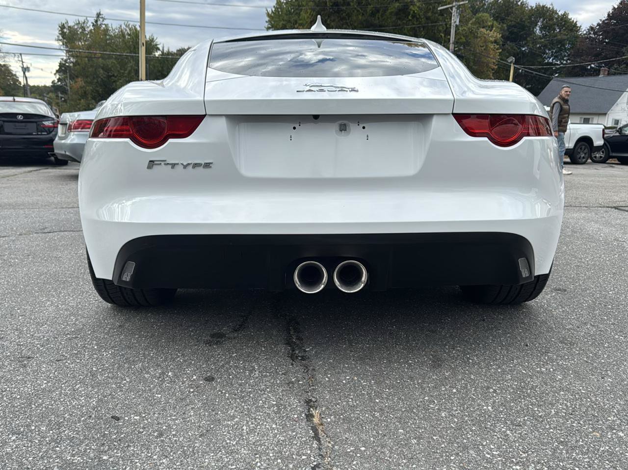 Used 2017 Jaguar F-TYPE Coupe RWD image 11
