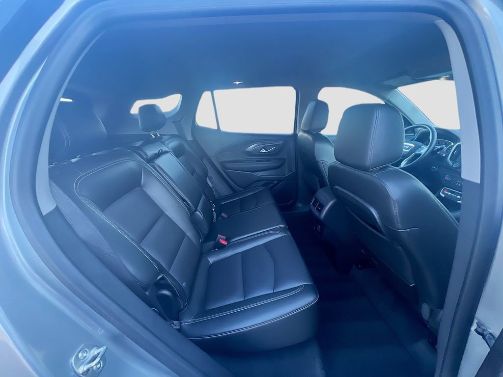 Used 2024 GMC Terrain SLT image 28