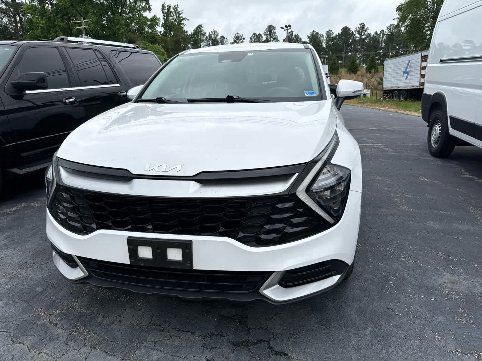Used 2023 Kia Sportage EX FWD image 5