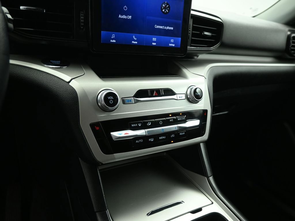 Certified 2023 Ford Explorer XLT image 14