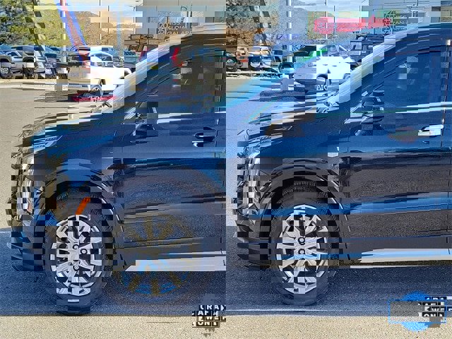 Used 2019 Cadillac XT4 Premium Luxury image 8