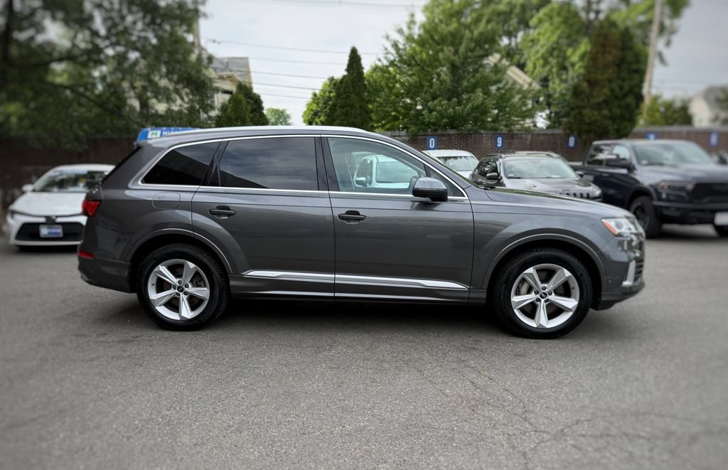 Used 2021 Audi Q7 2.0T Premium Plus w/ Premium Plus Package AWD/4WD image 4
