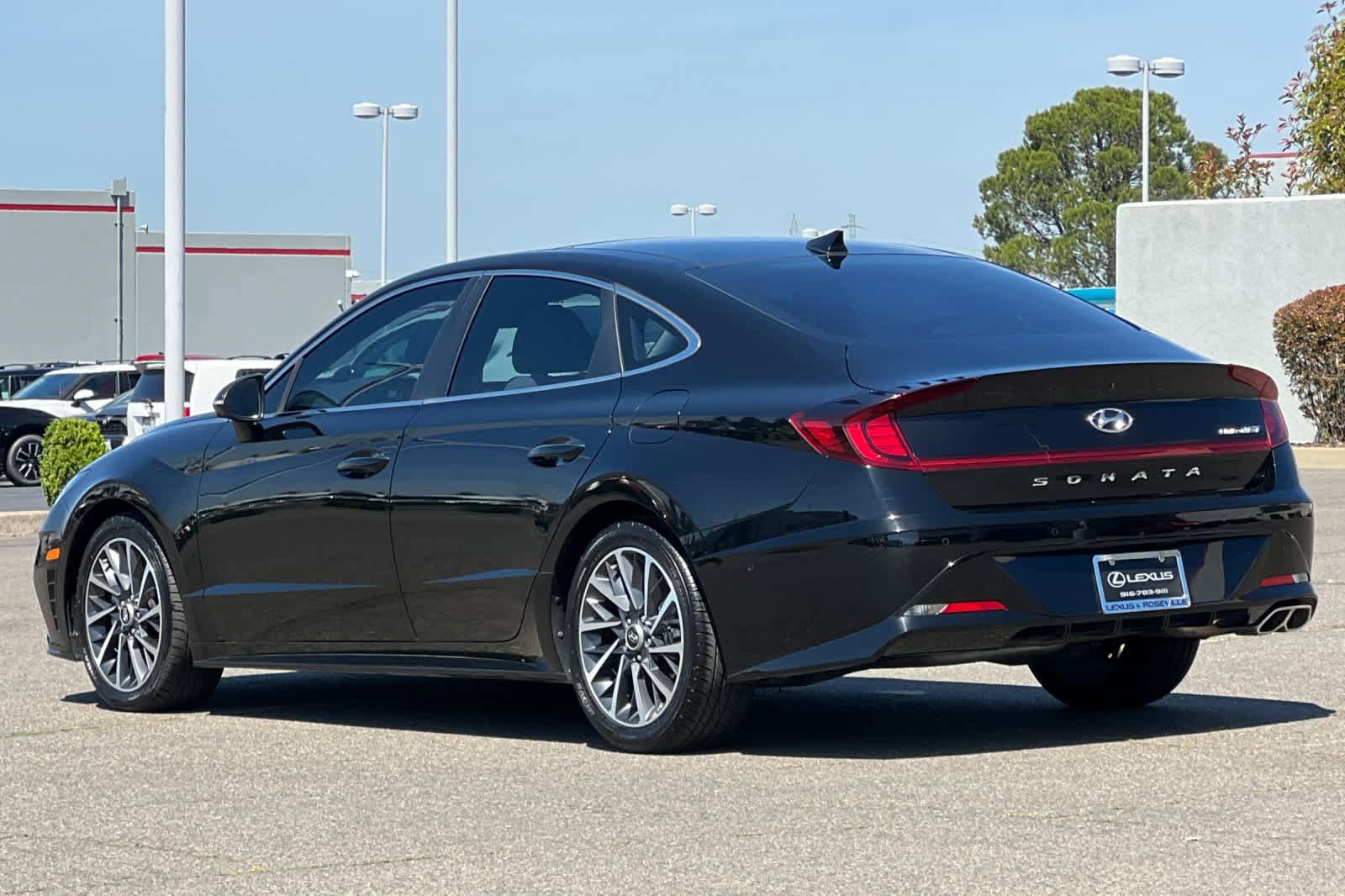 Used 2022 Hyundai Sonata Limited w/ Cargo Package image 7