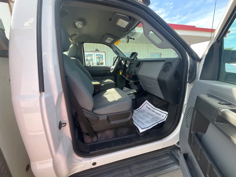 Used 2012 Ford F550 Luxury w/ PWR Equipment Group RWD image 11
