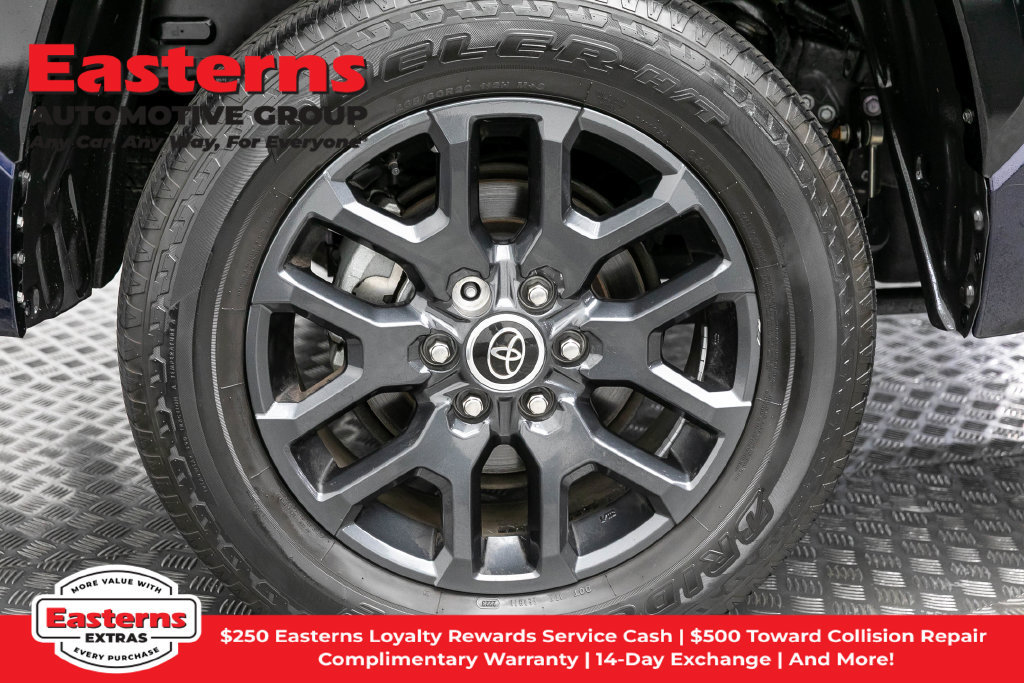 Used 2023 Toyota Tundra Platinum AWD/4WD image 34