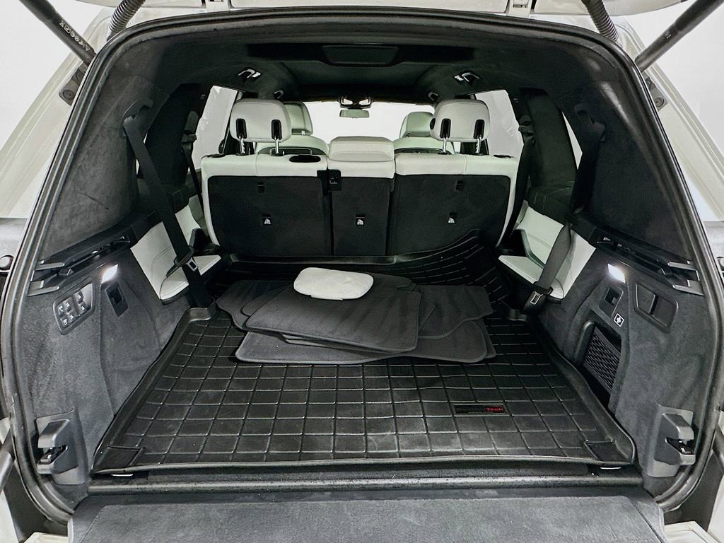 Used 2023 BMW X7 xDrive40i w/ Parking Assistance Package image 27