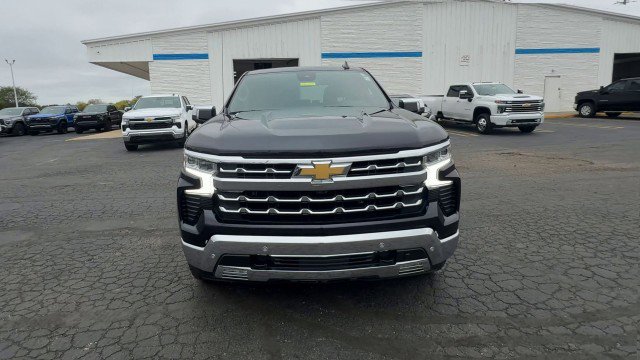 Certified 2022 Chevrolet Silverado 1500 LTZ image 3