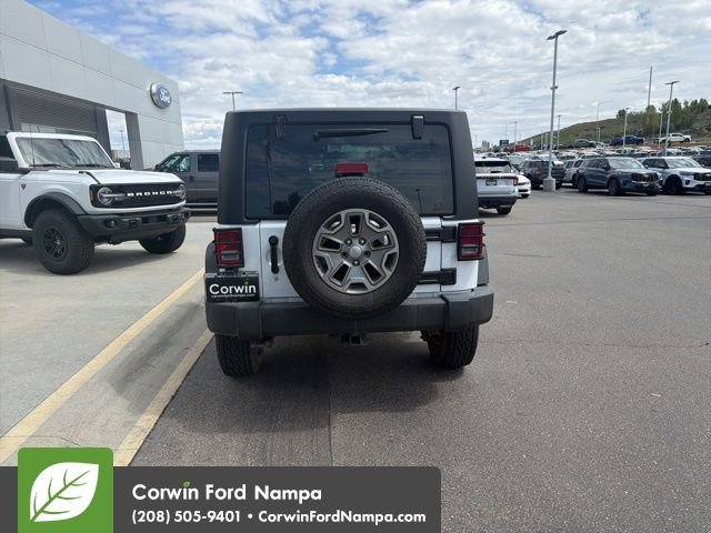 Used 2017 Jeep Wrangler Sport w/ Connectivity Group AWD/4WD image 6