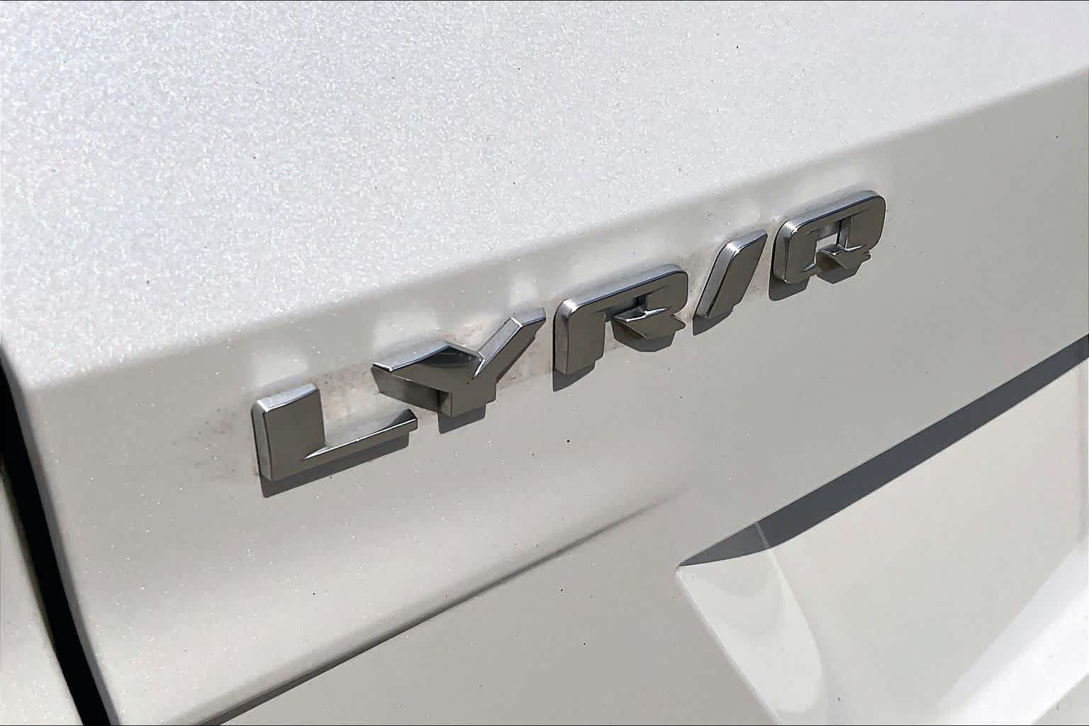 Used 2025 Cadillac Lyriq Luxury RWD image 30