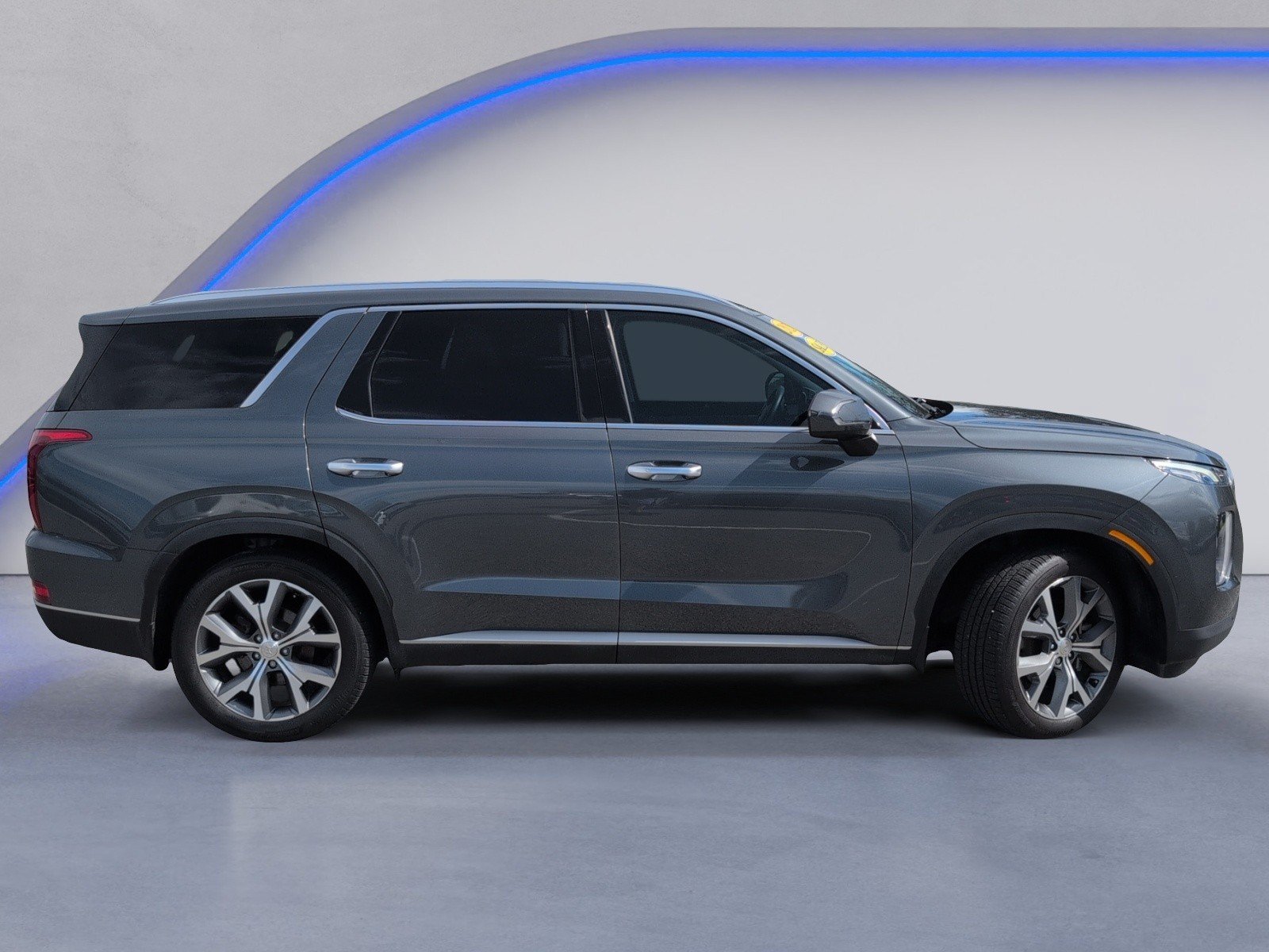 Used 2024 Hyundai Palisade Limited FWD image 3