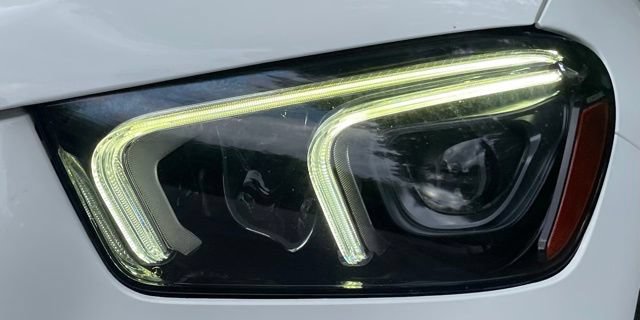 Used 2021 Mercedes-Benz GLE 350 w/ Premium Package image 12