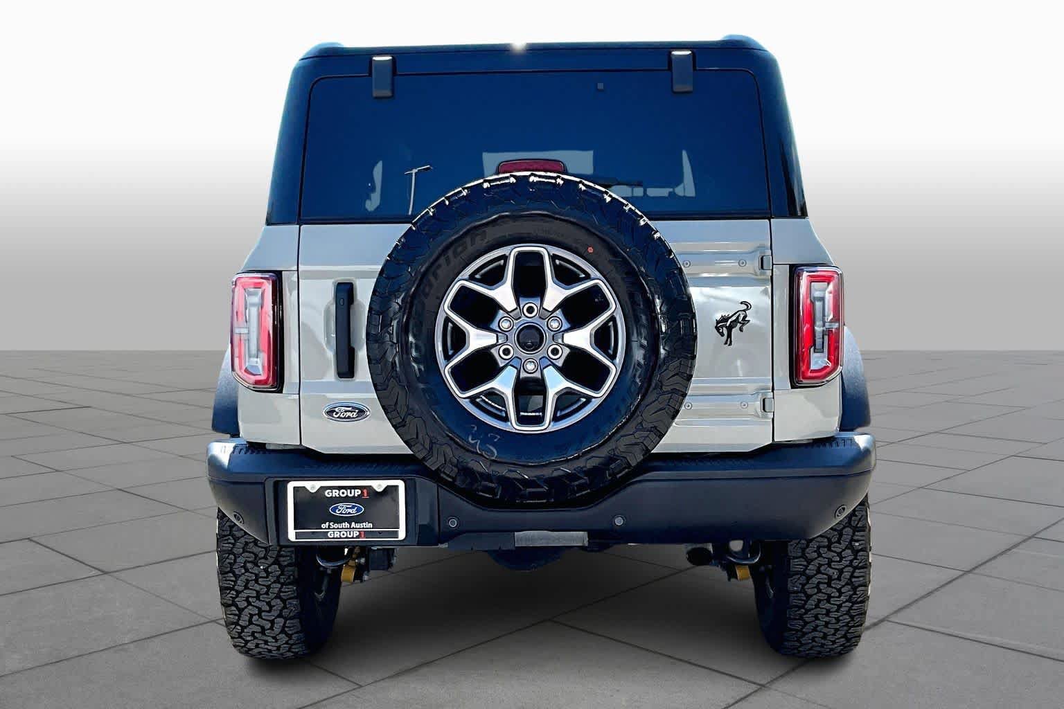 Used 2025 Ford Bronco Badlands AWD/4WD image 5