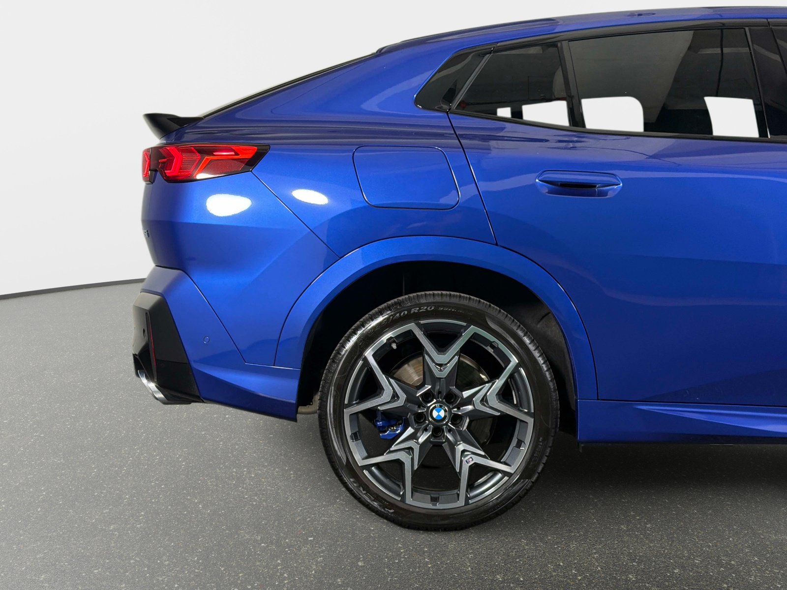 Used 2025 BMW X2 M35i AWD/4WD image 6