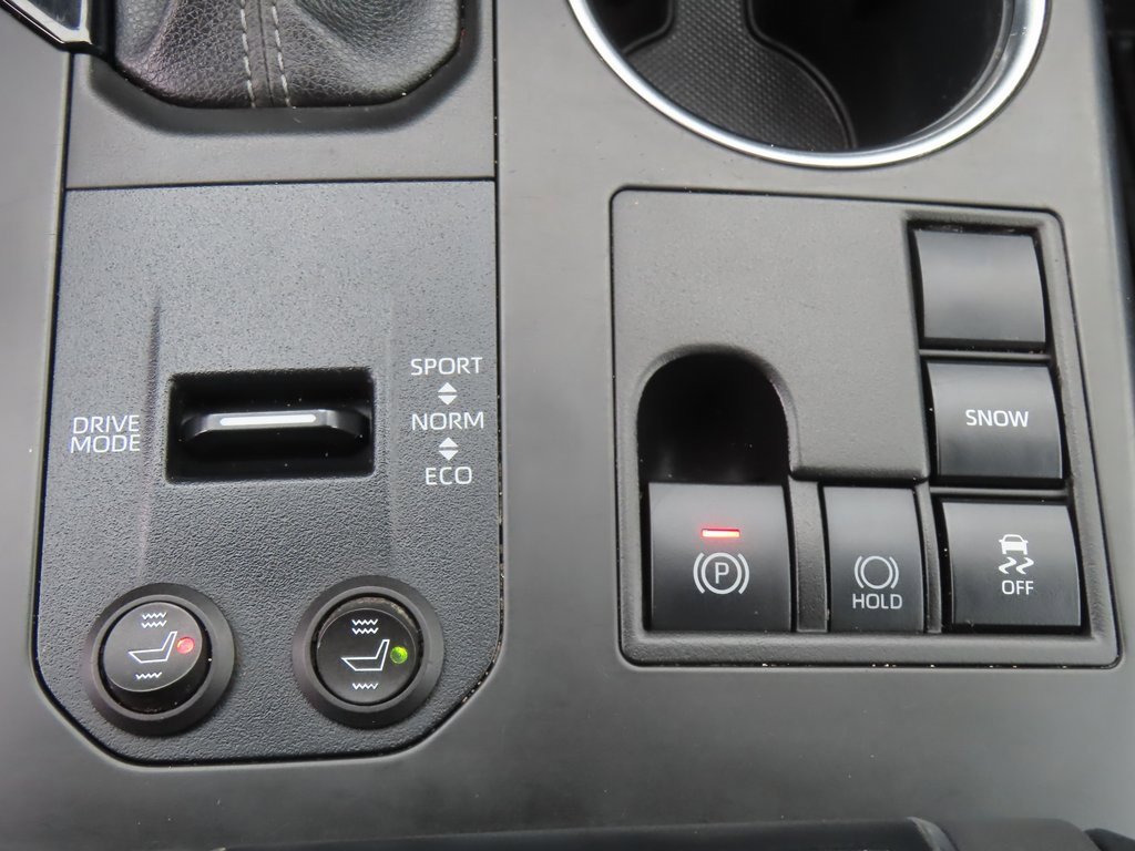 Used 2023 Toyota Highlander L image 7