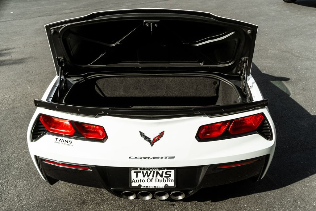 Used 2018 Chevrolet Corvette Stingray Convertible RWD image 27