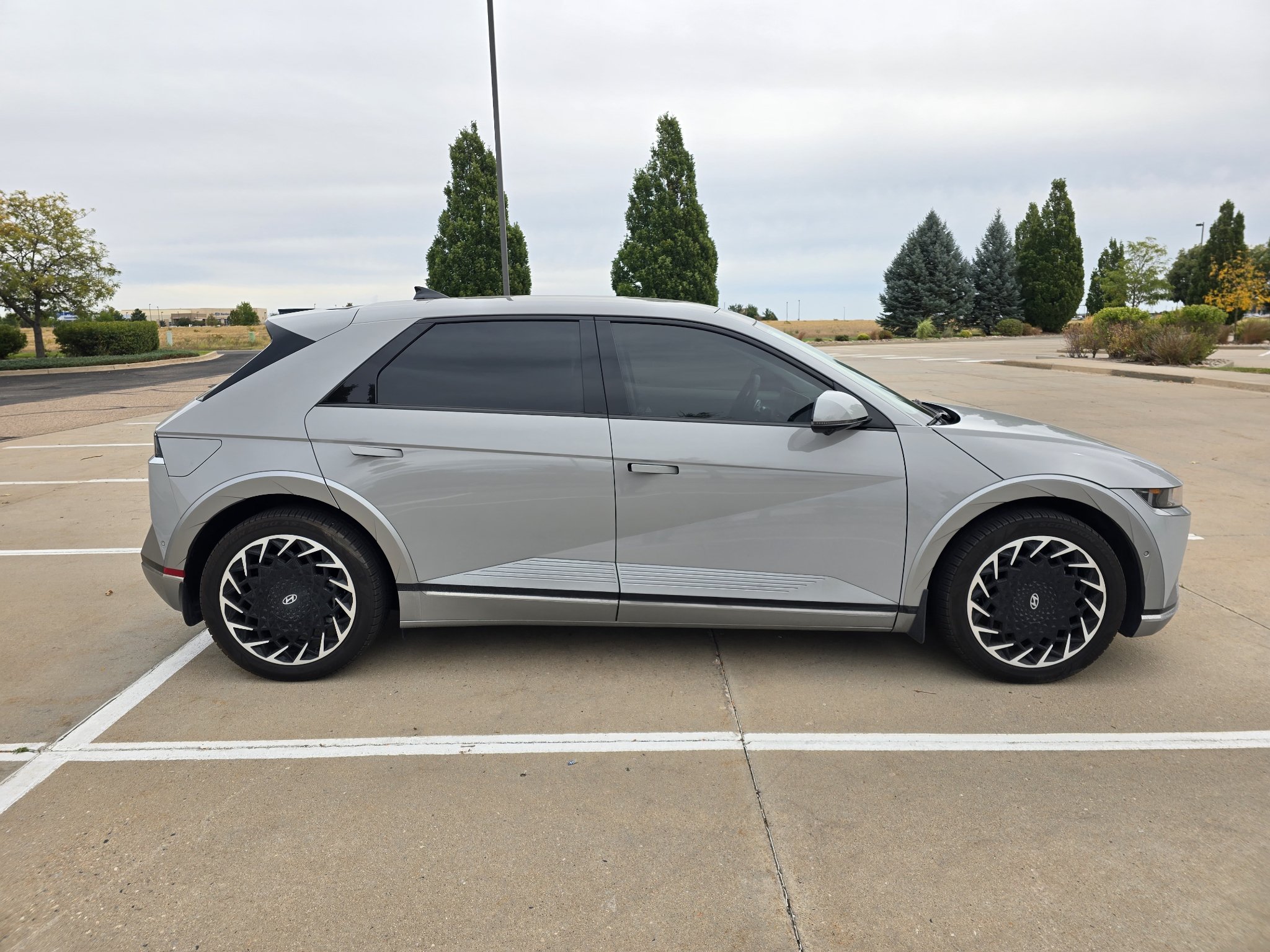 Used 2024 Hyundai Ioniq 5 Limited AWD/4WD image 7