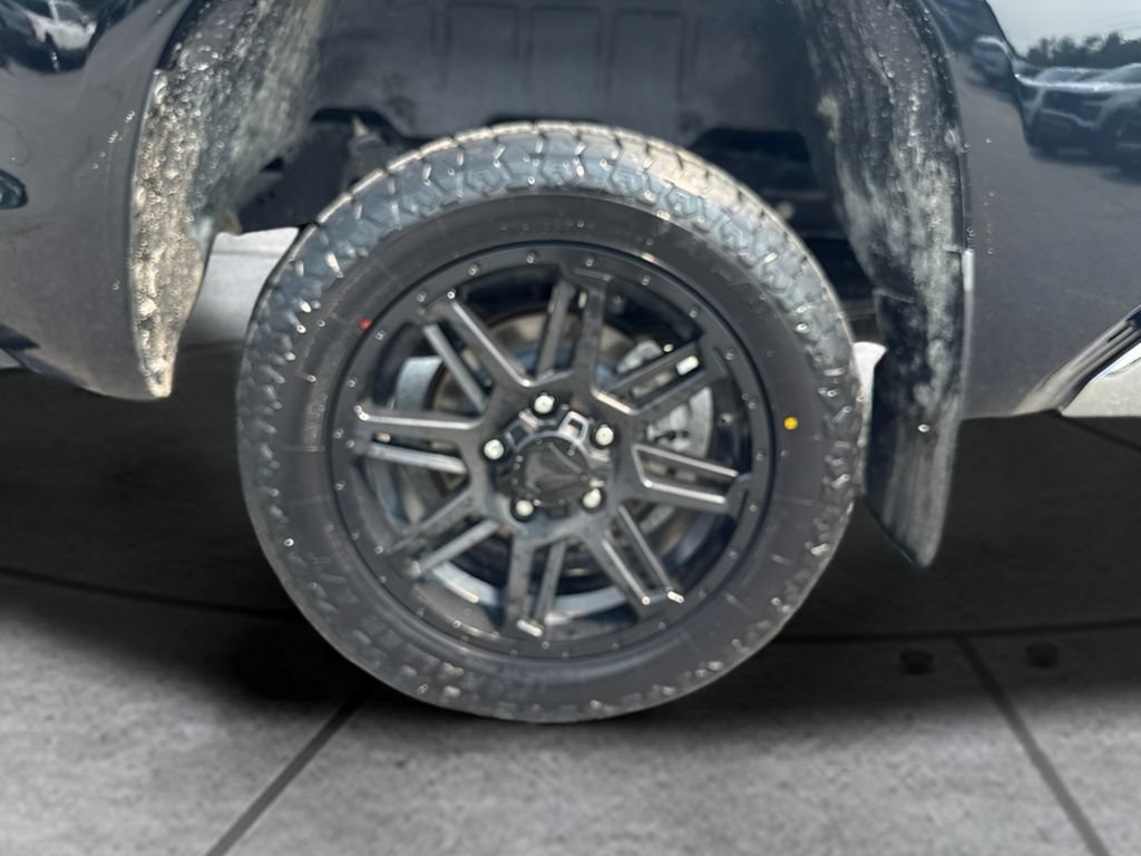 Used 2019 Toyota Tundra SR5 AWD/4WD image 22