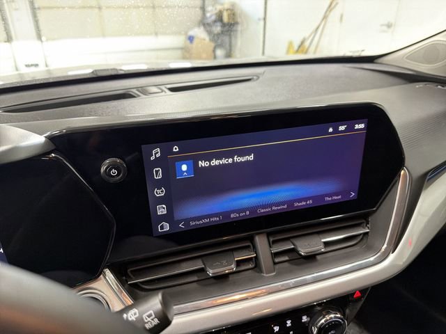 Certified 2025 Chevrolet Trax LT w/ LT Convenience Package FWD image 22
