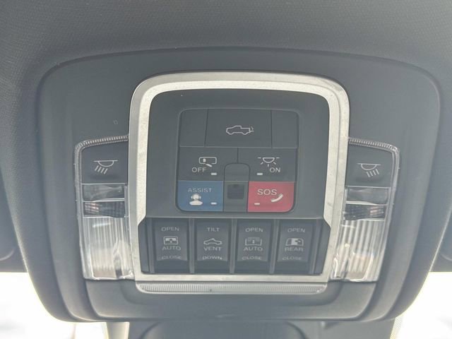 Used 2021 RAM 1500 Laramie w/ Night Edition image 21