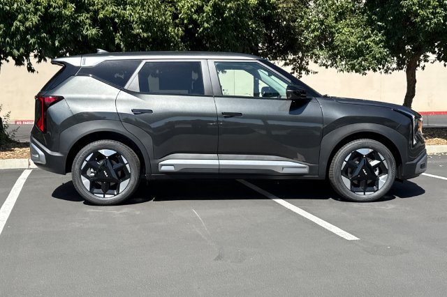 New 2027 Kia Seltos EX FWD image 3