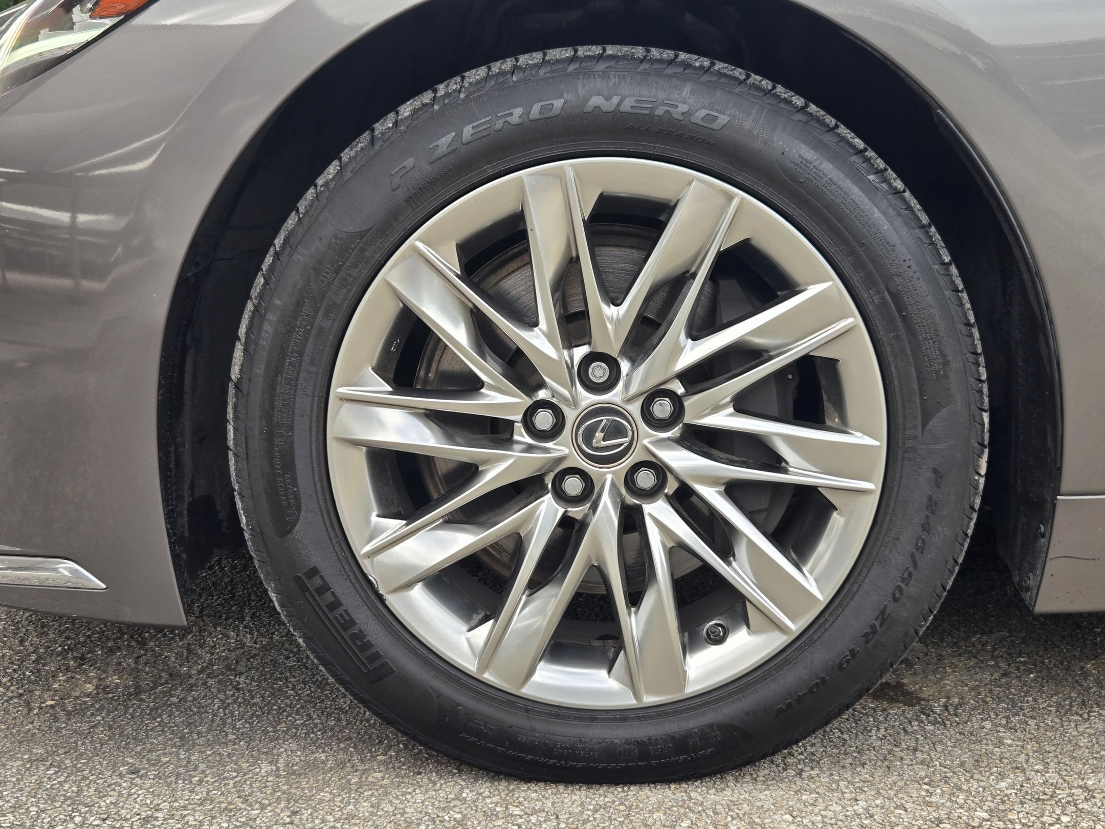 Used 2022 Lexus LS 500 AWD w/ Interior Upgrade Package image 31