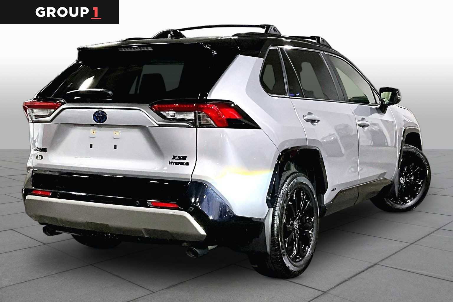 Used 2024 Toyota RAV4 XSE w/ Advanced Technology Package AWD/4WD image 13